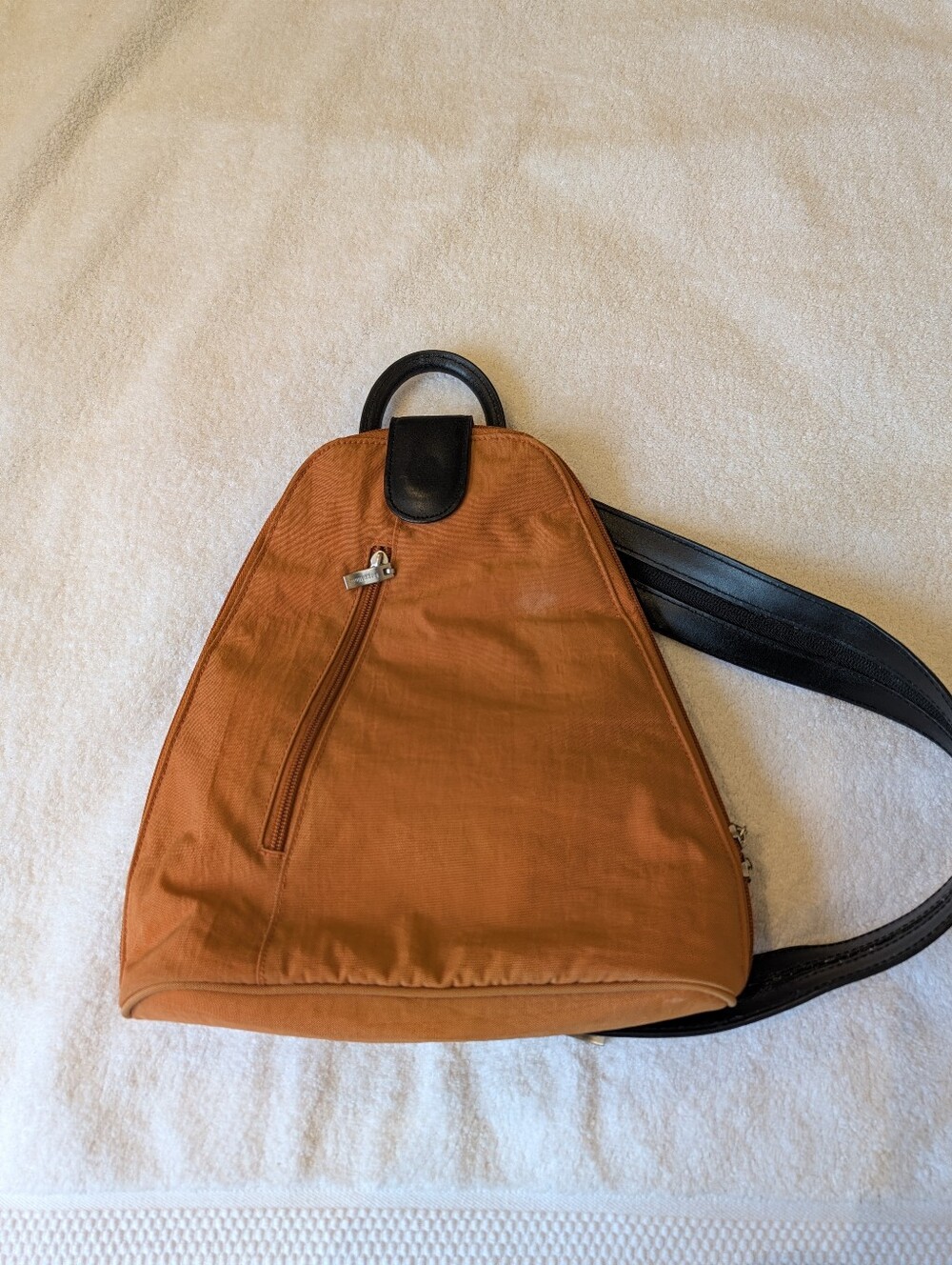 Baggallini Convertible Sling Backpack Rust Orange Nylon Wallet Organizer Travel
